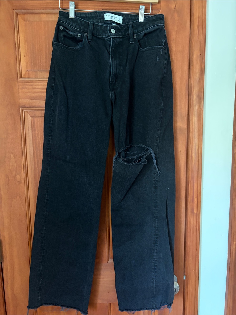 Abercrombie Curve Love 90s Relaxed High Rise Jeans